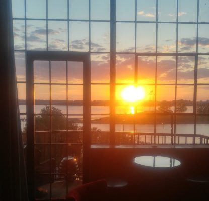 50_Gayoso_301_Interior_Sunset